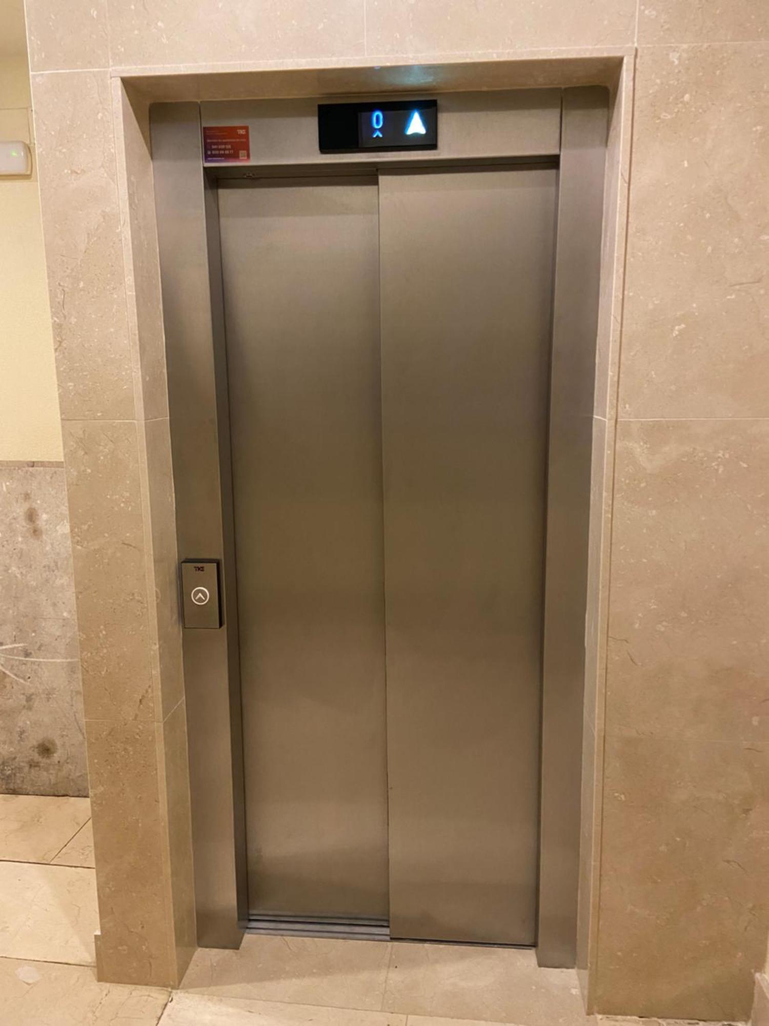 Alojamiento En Pleno Centro Con Wifi Y Aire Acondicionado Λογκρόνο Εξωτερικό φωτογραφία
